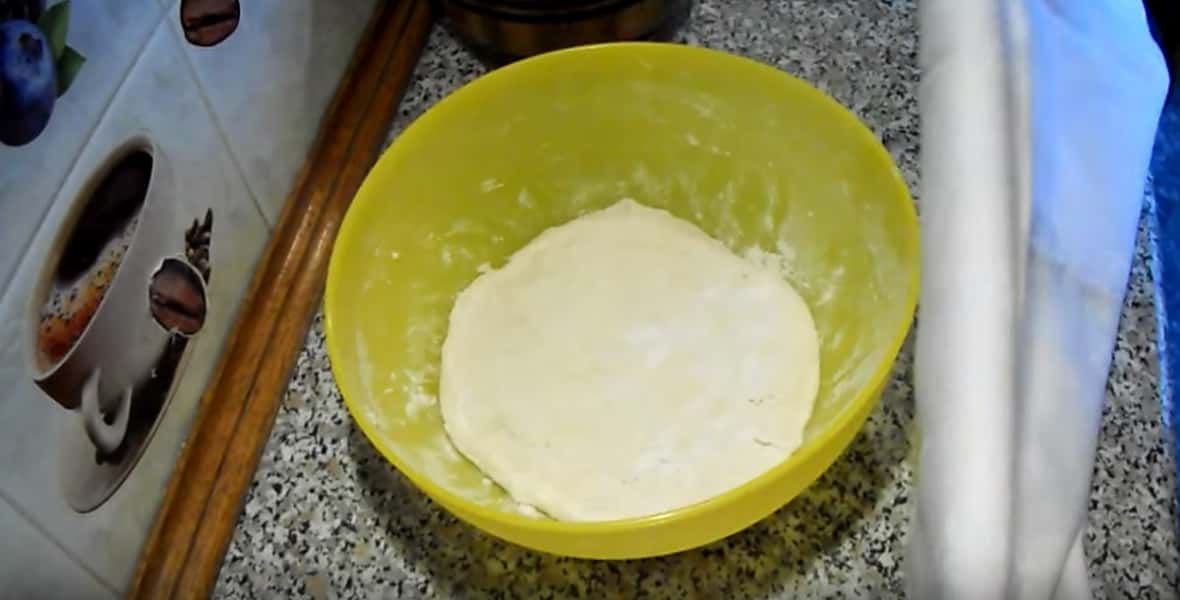 Пампушки у глазурі з тонкого повітряного тіста, які готуються швидко. Пухкі та ароматні 15 1c81a853a54335c336925e01b873c46b