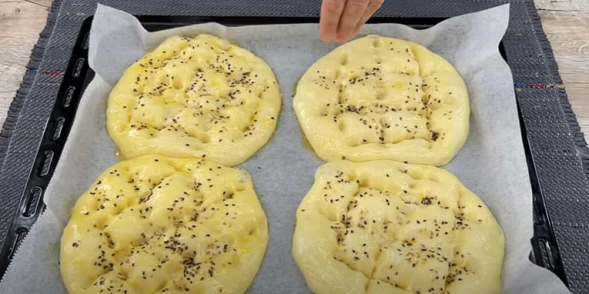 Вони настільки смачні, що мій чоловік просить робити їх хоча б двічі на тиждень! Дуже простий рецепт! 21 4bc7f638fbe0fde55033e0db76c646e5