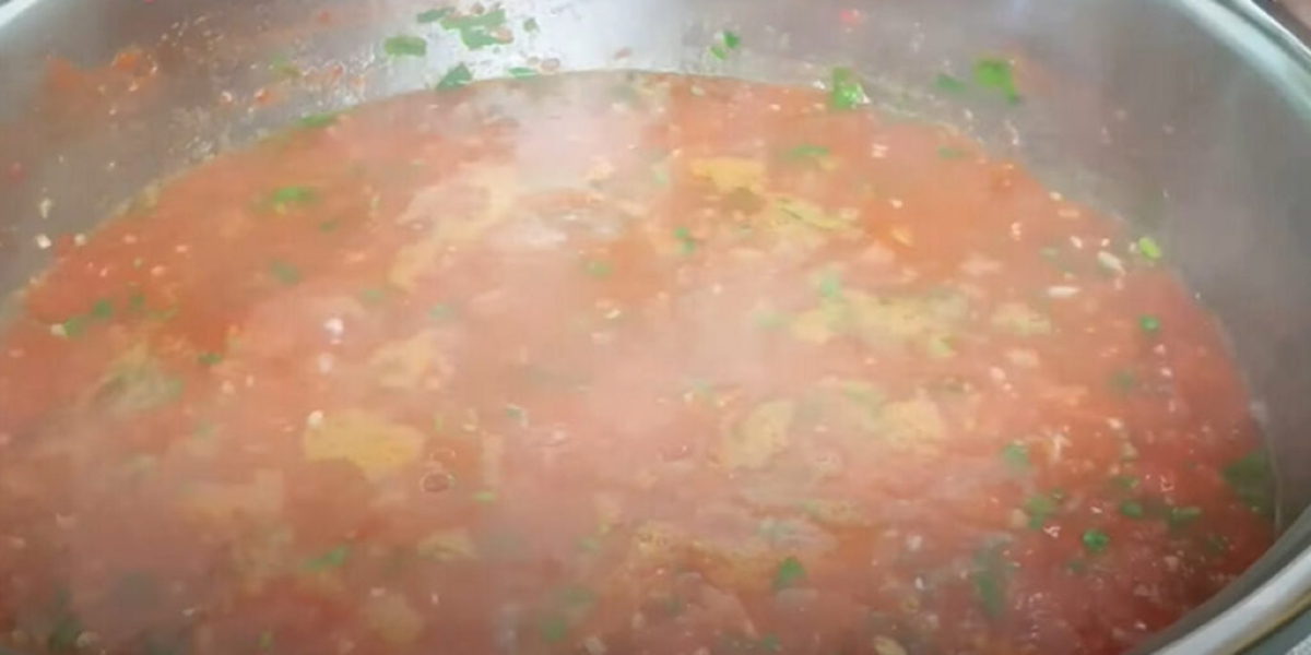 Я консервую 20 банок щороку! Пікантний соус з помідорів і перцю на зиму 13 576b9565d0fe3f529708e53118792eb0