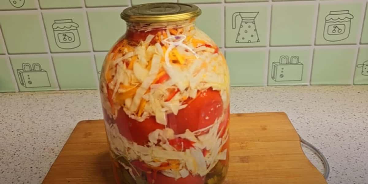 Ідеальний рецепт маринування помідорів на зиму! З капусти, моркви та перцю! 16 7772721ef2dd4cfae82b48c9badbbe92