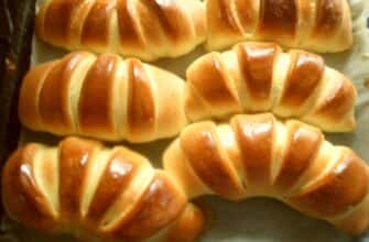 domashni smachni rohalyky z nachynkoyu