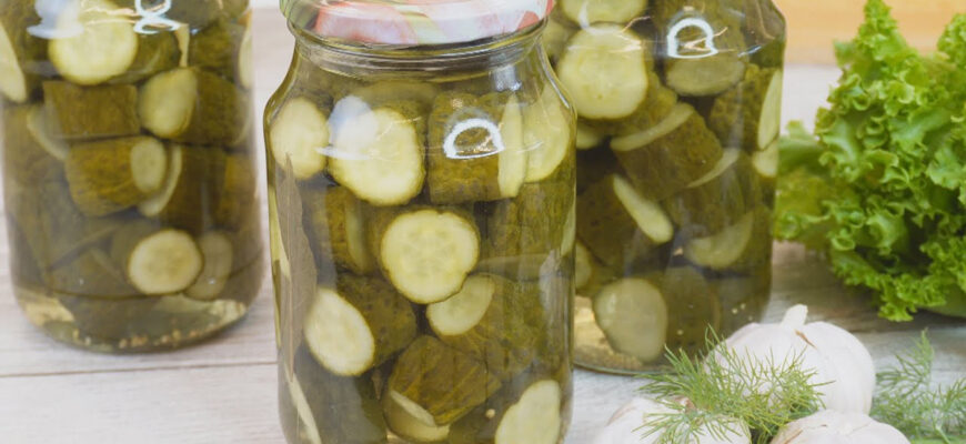 Як приготувати мариновані огірки по-фінськи на зиму - простий рецепт, який вийде у будь-кого (без стерилізації) 1 yak pryhotuvaty marynovani ohirky po finsky na zymu