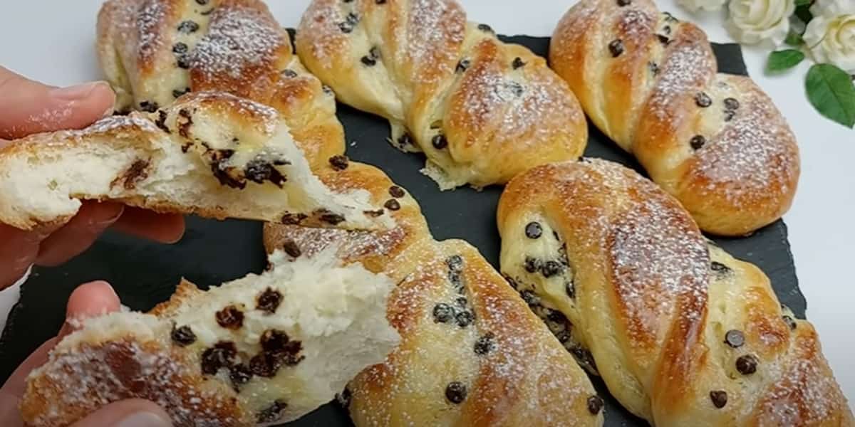 М'які та супер-пухкі булочки - це рецепт, який ви точно збережете у своїй колекції 33 1d78dae5dcaece863a64dfd054faef28