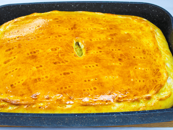 Повітряне тісто та соковита начинка! Закусочний пиріг з капустою і яйцем!