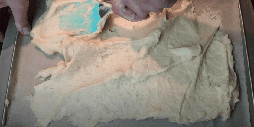 Заворожує з першого шматочка! Найпростіший і смачний торт з вишнями!