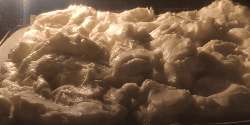 Заворожує з першого шматочка! Найпростіший і смачний торт з вишнями!