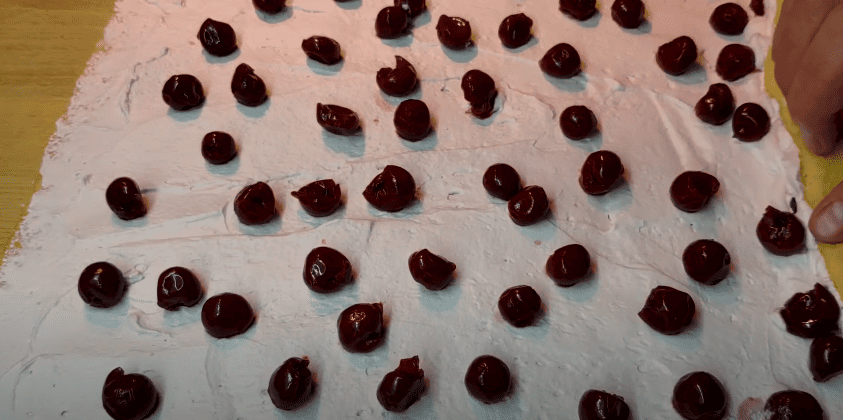 Бісквітний рулет за найпростішим рецептом без проблем і завжди вдалий!