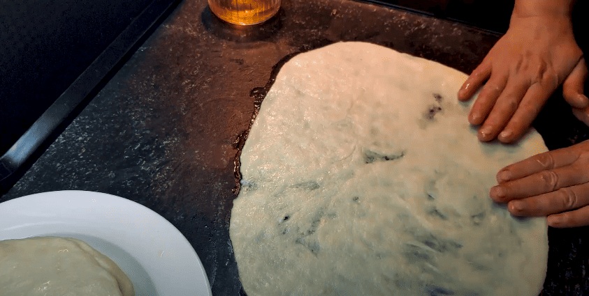 Беру борошно та окріп і готую чудові коржики до чаю за 20 хвилин!