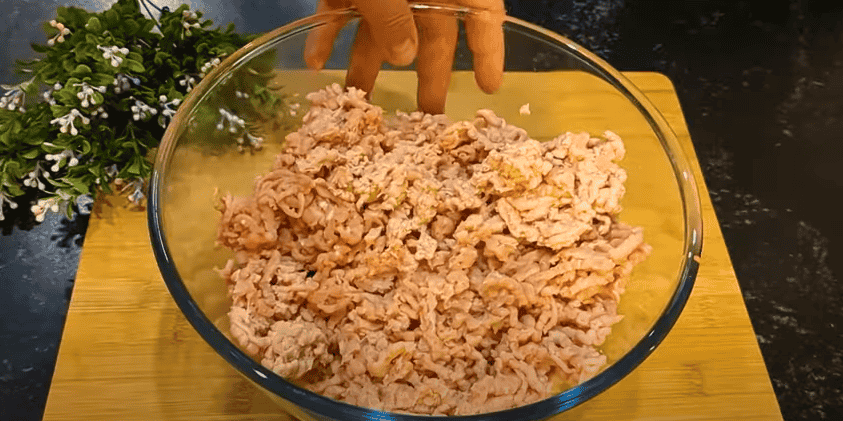 Беру фарш та капусту, і готую котлети у духовці без борошна і яєць