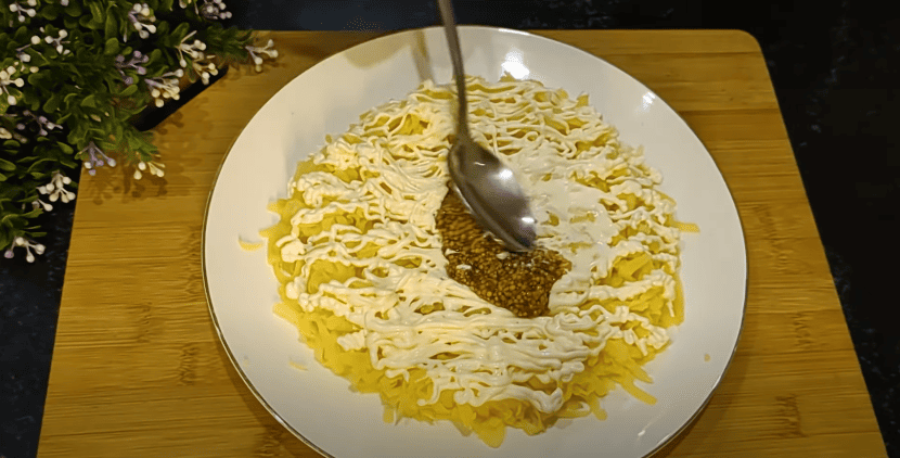 Мало хто знає цей рецепт - новий салат "Сніг". Готую за 5 хвилин 12 Мало хто знає цей рецепт - новий салат "Сніг". Готую за 5 хвилин