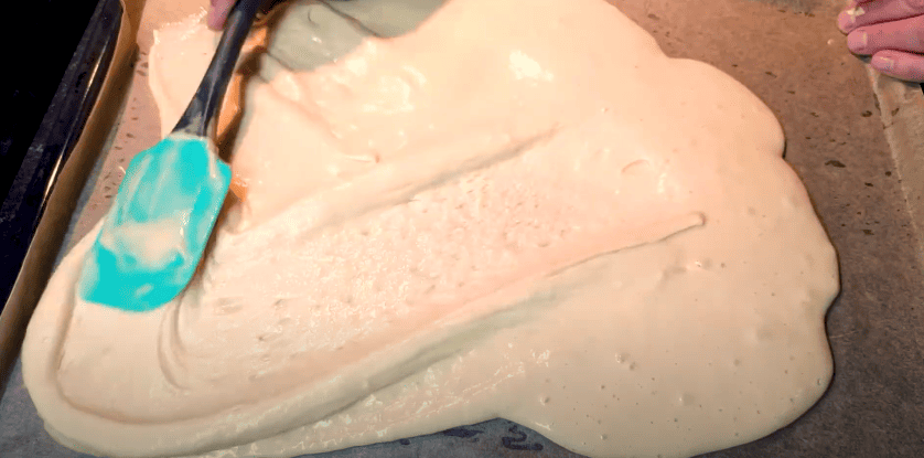 Виходить завжди! Бісквітний медовий рулет - відмінний рецепт!