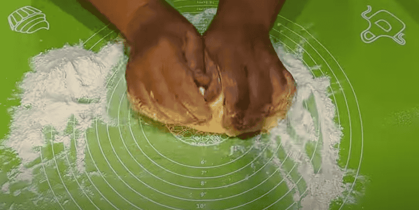 Вареники на пару на сковороді: Секрет пишного дріжджового тіста з ягодами 14 Вареники на пару на сковороді: Секрет пишного дріжджового тіста з ягодами