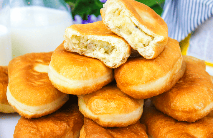 Найсмачніші пиріжки з картоплею і грибами! Дріжджове тісто, як пух! 10 Найсмачніші пиріжки з картоплею і грибами! Дріжджове тісто, як пух!