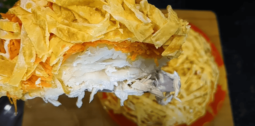 Мало хто знає цей рецепт салату! Так смачно, що можна готувати кожен день!