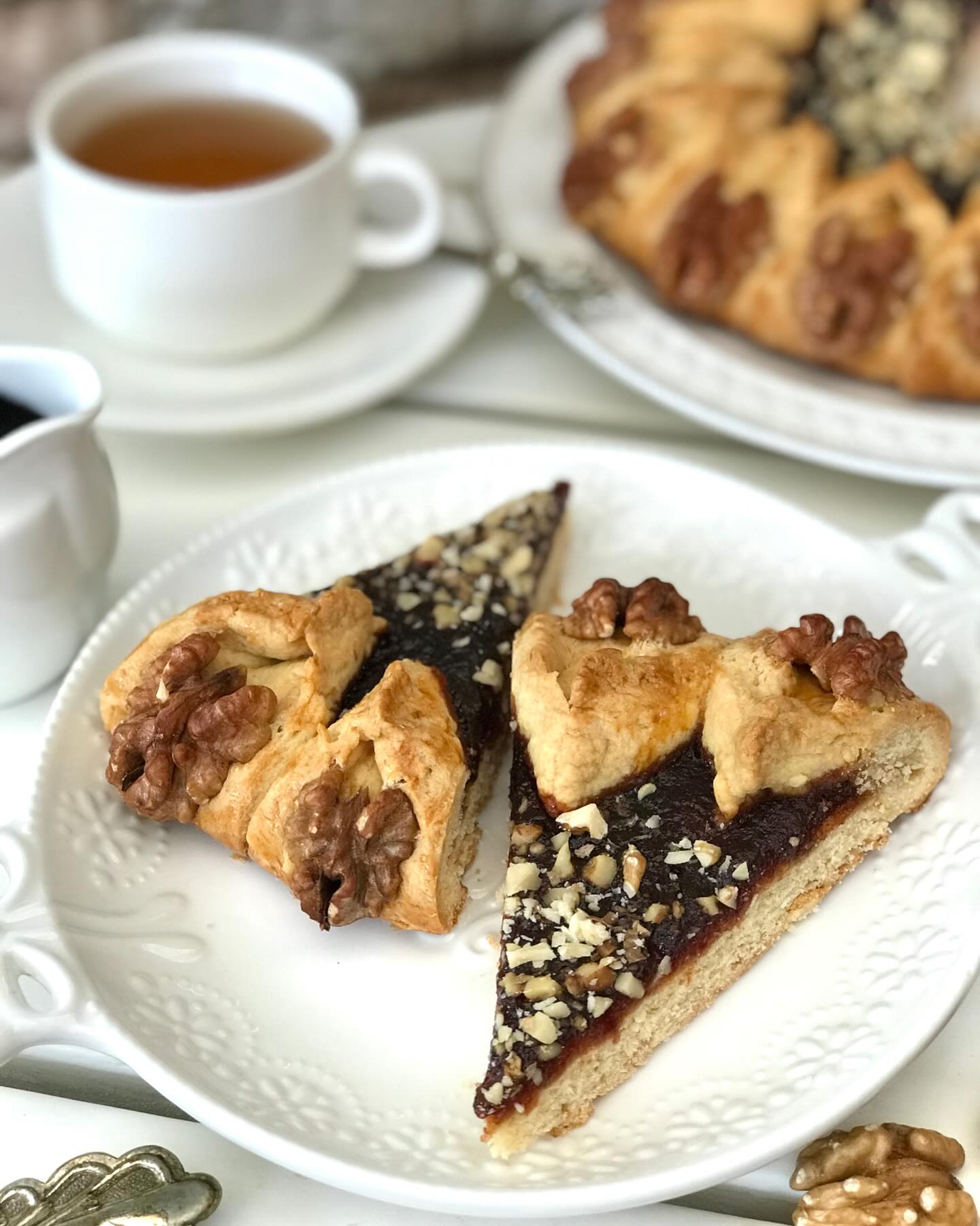 Все повидло утилізую в цю смакоту! Економний, красивий пиріг з горіхами 11 Все повидло утилізую в цю смакоту! Економний, красивий пиріг з горіхами