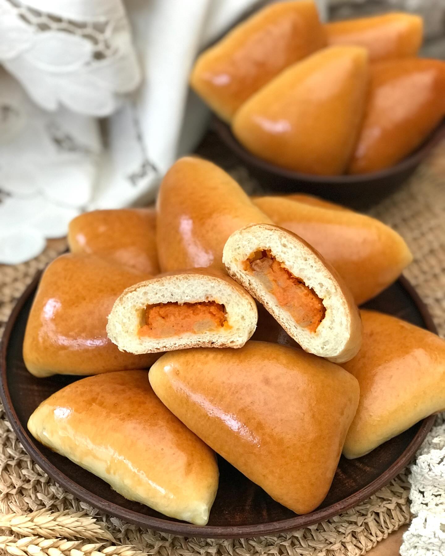 Не прості, а золоті! Пиріжки з начинкою на швидкому тісті «Водолаз»