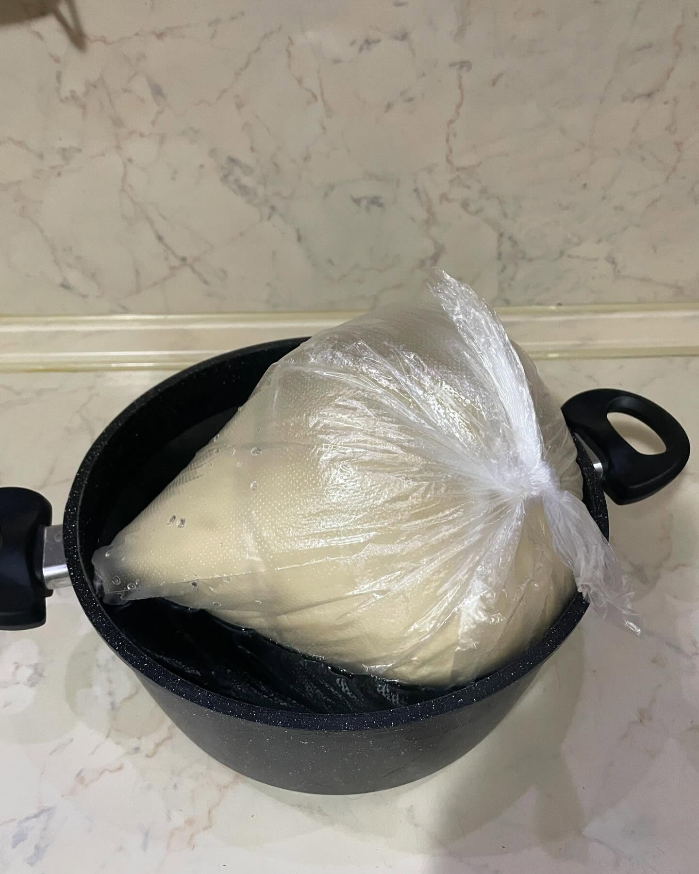 Не прості, а золоті! Пиріжки з начинкою на швидкому тісті «Водолаз»