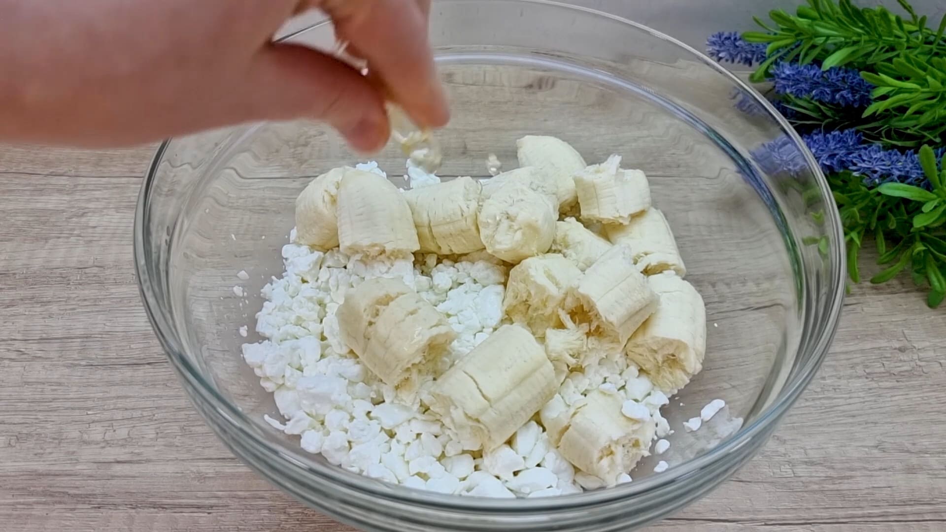 Смачний, як цукерка! Дуже простий, дієтичний та швидкий сирний десерт 10 Смачний, як цукерка! Дуже простий, дієтичний та швидкий сирний десерт