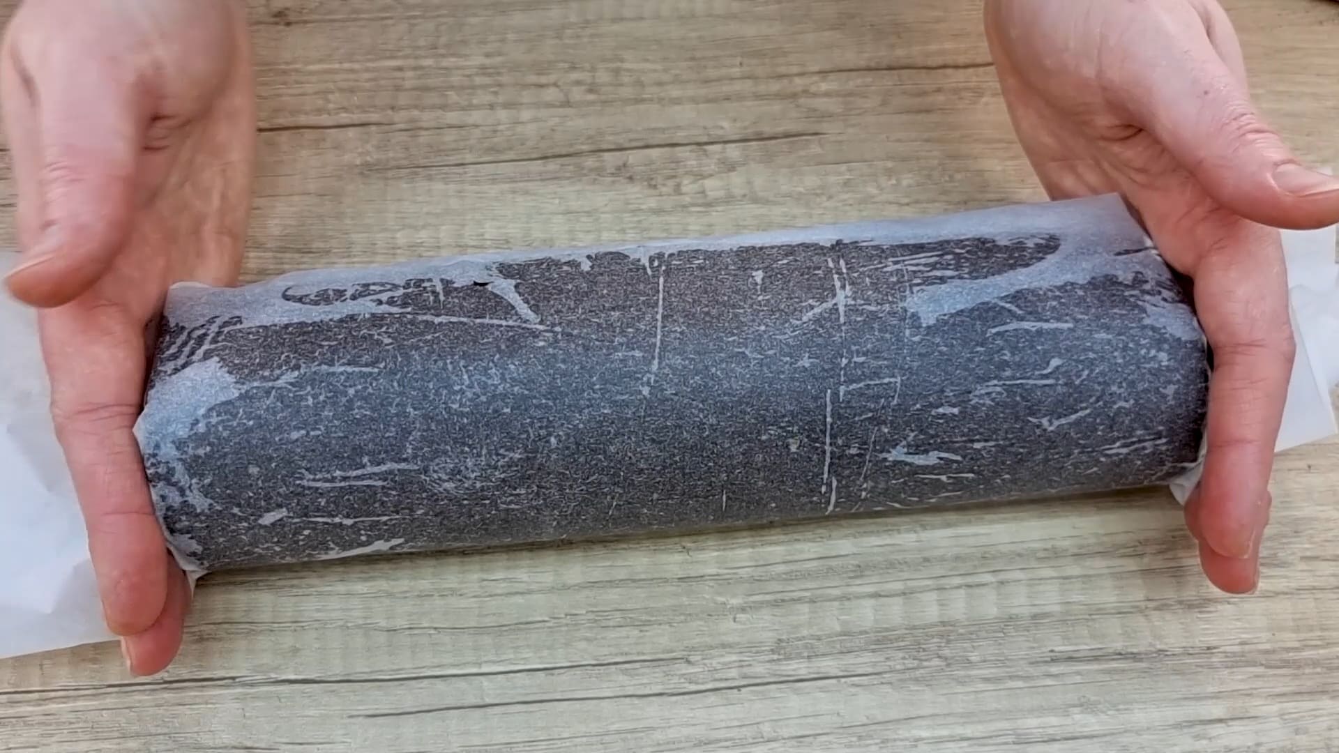 Ви не повірите, але цей десерт я готую БЕЗ випічки! Шоколадний рулет на швидку руку! 19 Ви не повірите, але цей десерт я готую БЕЗ випічки! Шоколадний рулет на швидку руку!