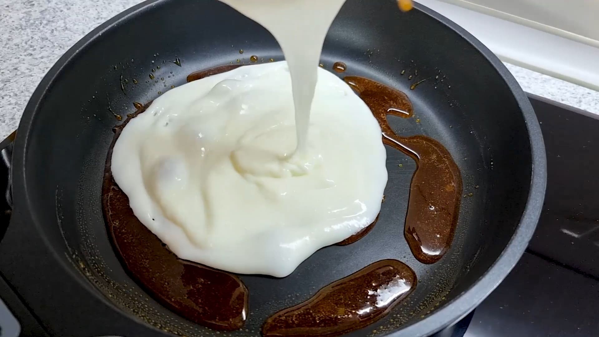 Найпростіші інгредієнти, а діти у захваті! Смачний і швидкий десерт БЕЗ яєць і желатину!