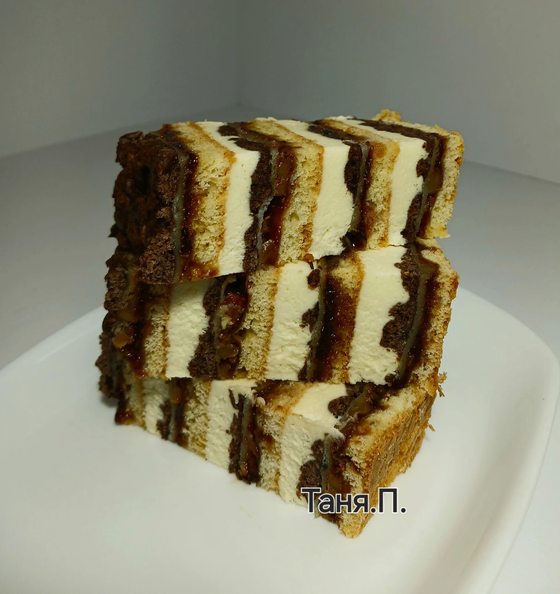 Неймовірний пляцок дитинства "Вишиванка" по новому: перевірений рецепт