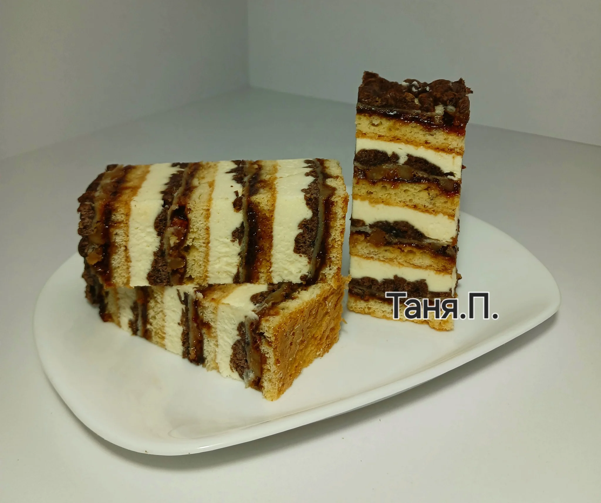 Неймовірний пляцок дитинства "Вишиванка" по новому: перевірений рецепт