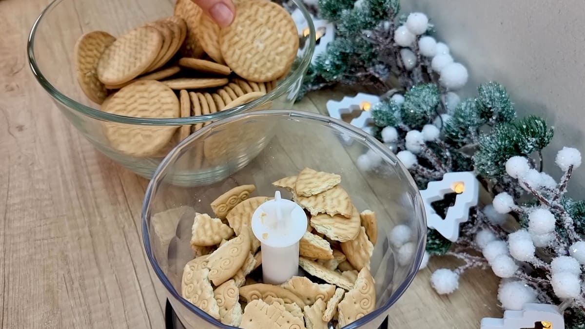 Ви не повірите, але цей десерт я готую БЕЗ випічки! Шоколадний рулет на швидку руку! 13 Ви не повірите, але цей десерт я готую БЕЗ випічки! Шоколадний рулет на швидку руку!