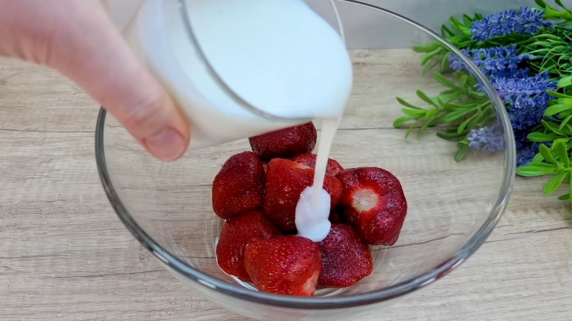 Діти його обожнюють! Смачний, корисний, освіжаючий десерт "Бабл гам"