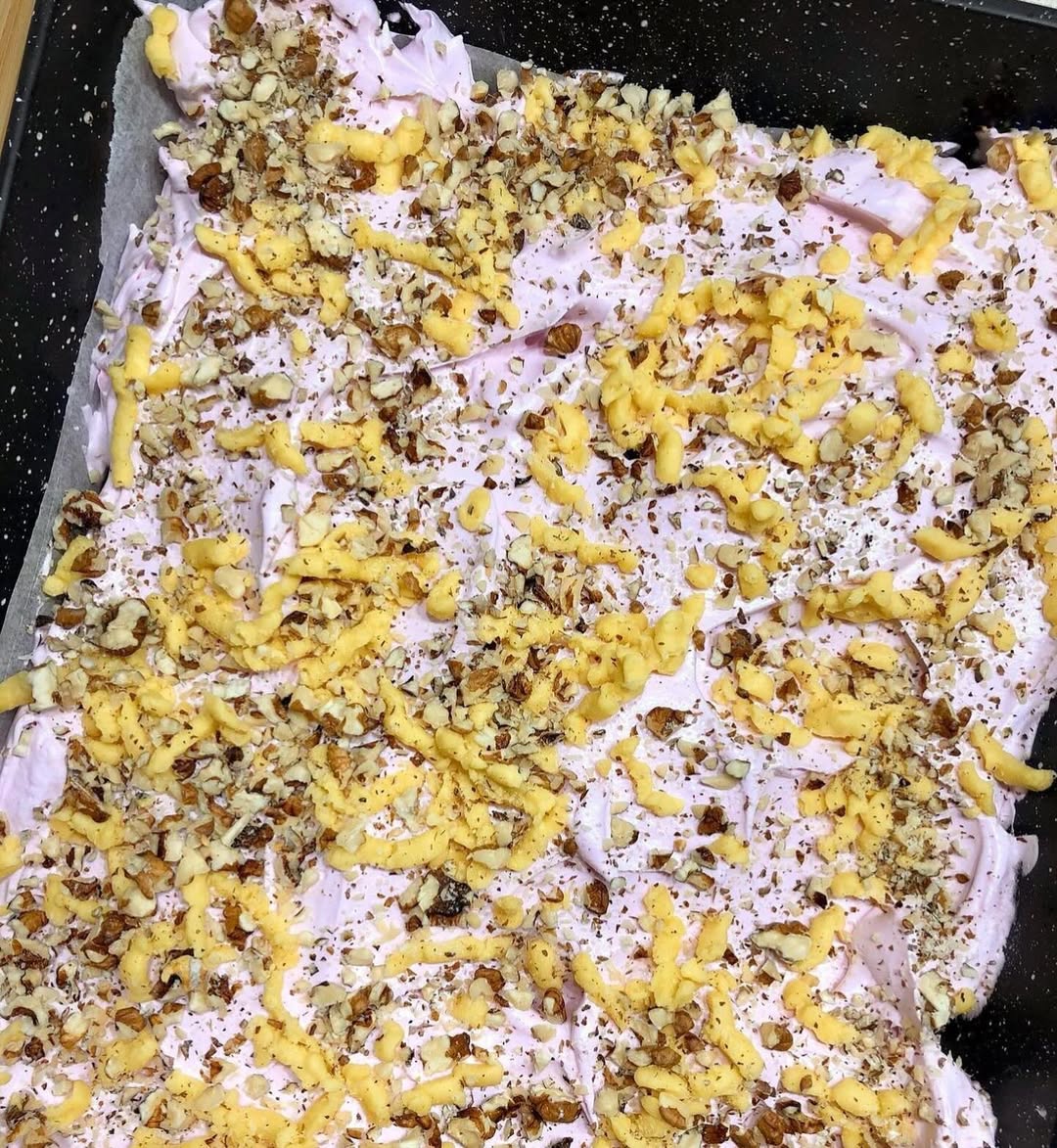 Це справжній хіт - пляцок "Горіхова гуцулка"! Не складний, але неймовірно смачний!