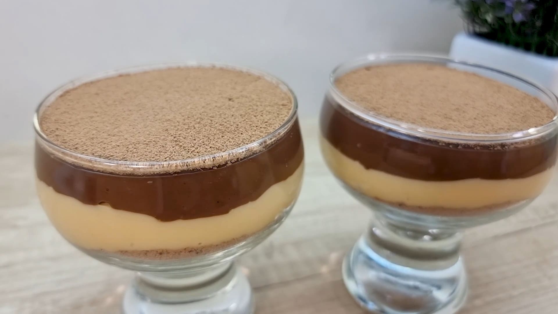 Найпростіші інгредієнти, а діти у захваті! Смачний і швидкий десерт БЕЗ яєць і желатину!