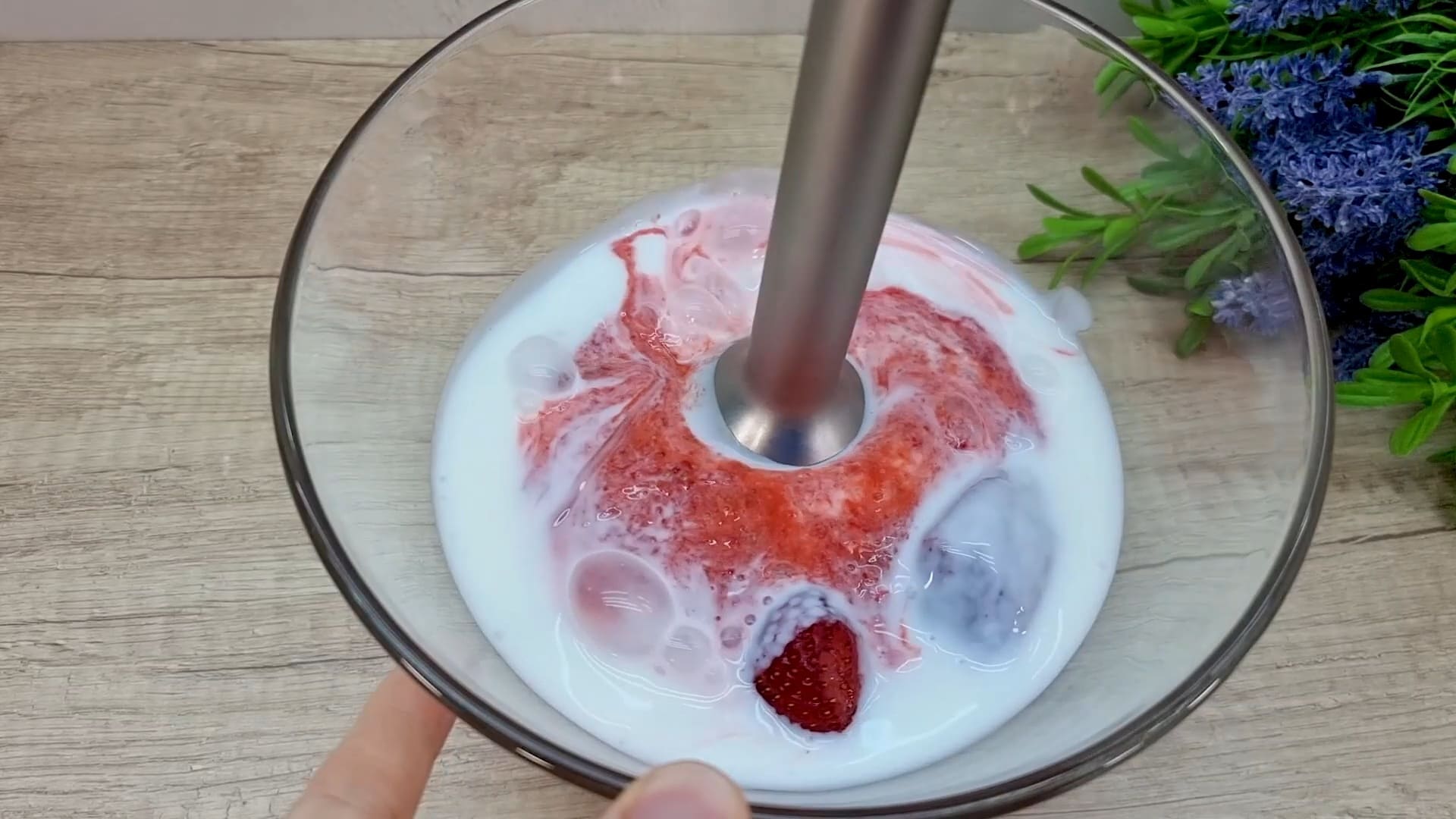 Діти його обожнюють! Смачний, корисний, освіжаючий десерт "Бабл гам"