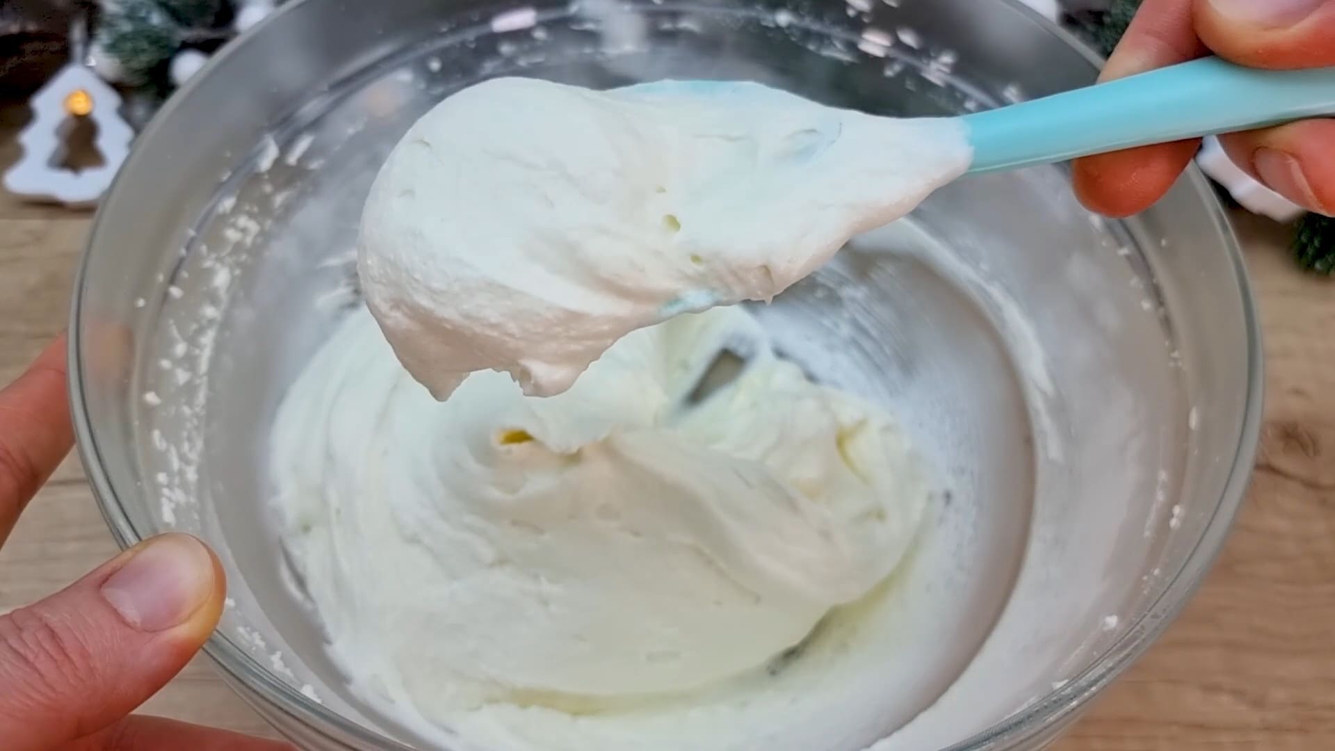 Ви не повірите, але цей десерт я готую БЕЗ випічки! Шоколадний рулет на швидку руку! 17 Ви не повірите, але цей десерт я готую БЕЗ випічки! Шоколадний рулет на швидку руку!