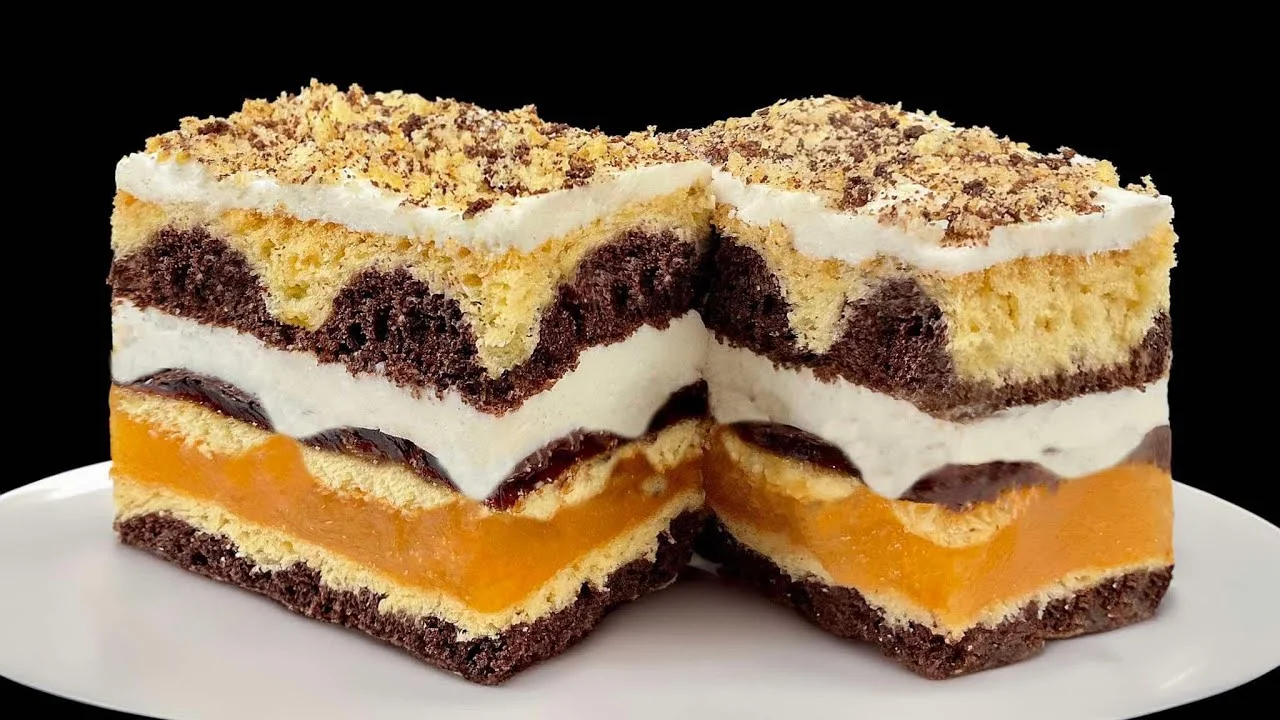 Неймовірний смак без зусиль: пляцок "Лисичка" – це любов із першого шматка!