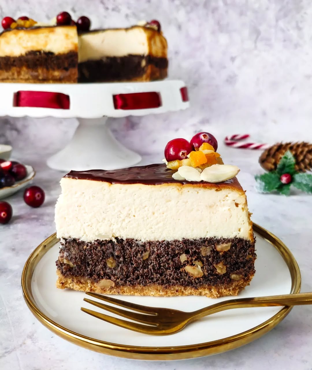 Це найсмачніший сирник з маковою начинкою - готується просто і швидко, а з'їдається ще швидше!