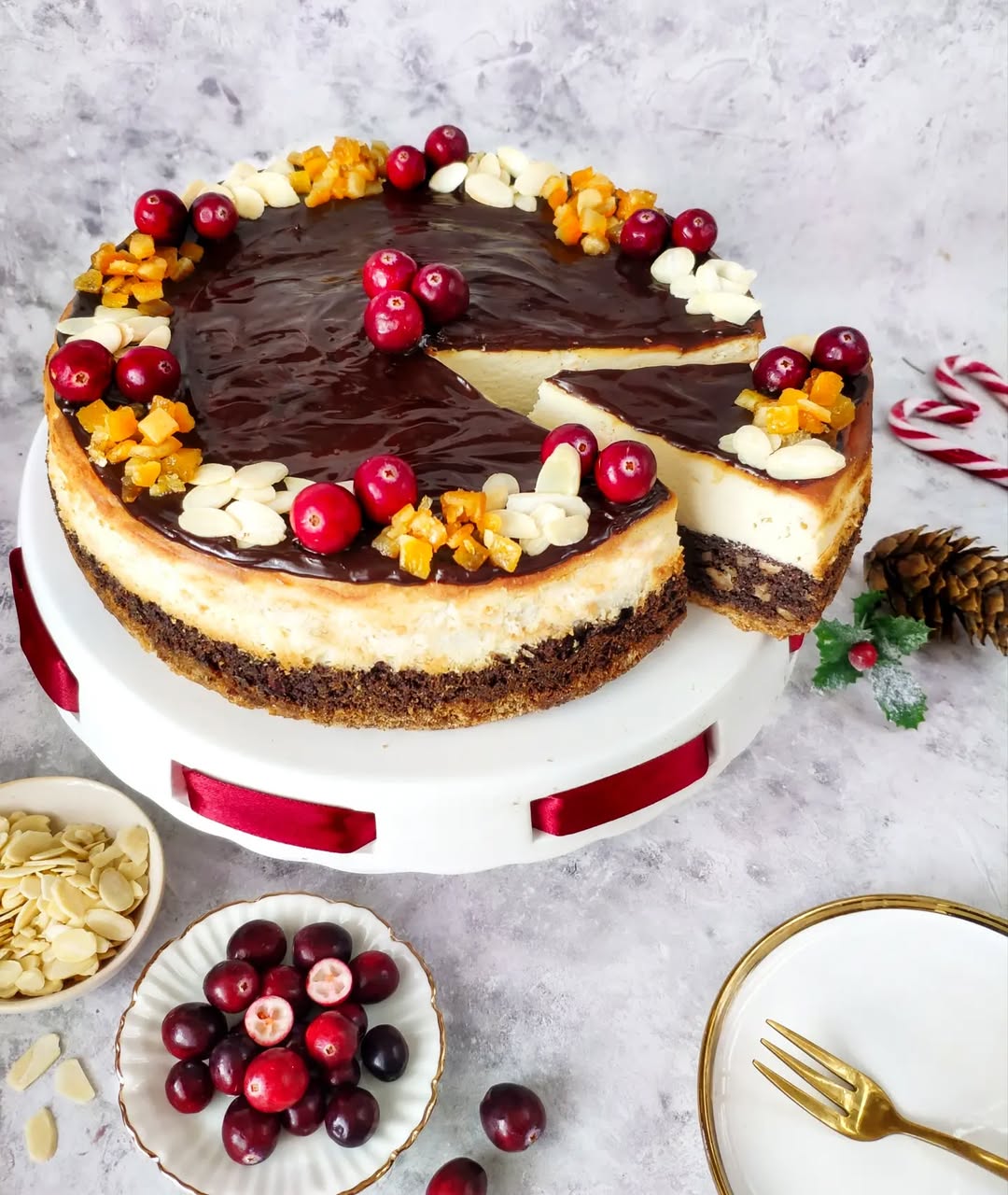 Це найсмачніший сирник з маковою начинкою - готується просто і швидко, а з'їдається ще швидше!