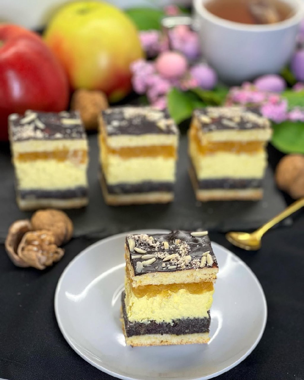 Цю смакоту я готую БЕЗ крему! Сирник з маком та яблуками - це так смачно, що на одному шматочку не зупинитись! 5 Цю смакоту я готую БЕЗ крему! Сирник з маком та яблуками - це так смачно, що на одному шматочку не зупинитись!