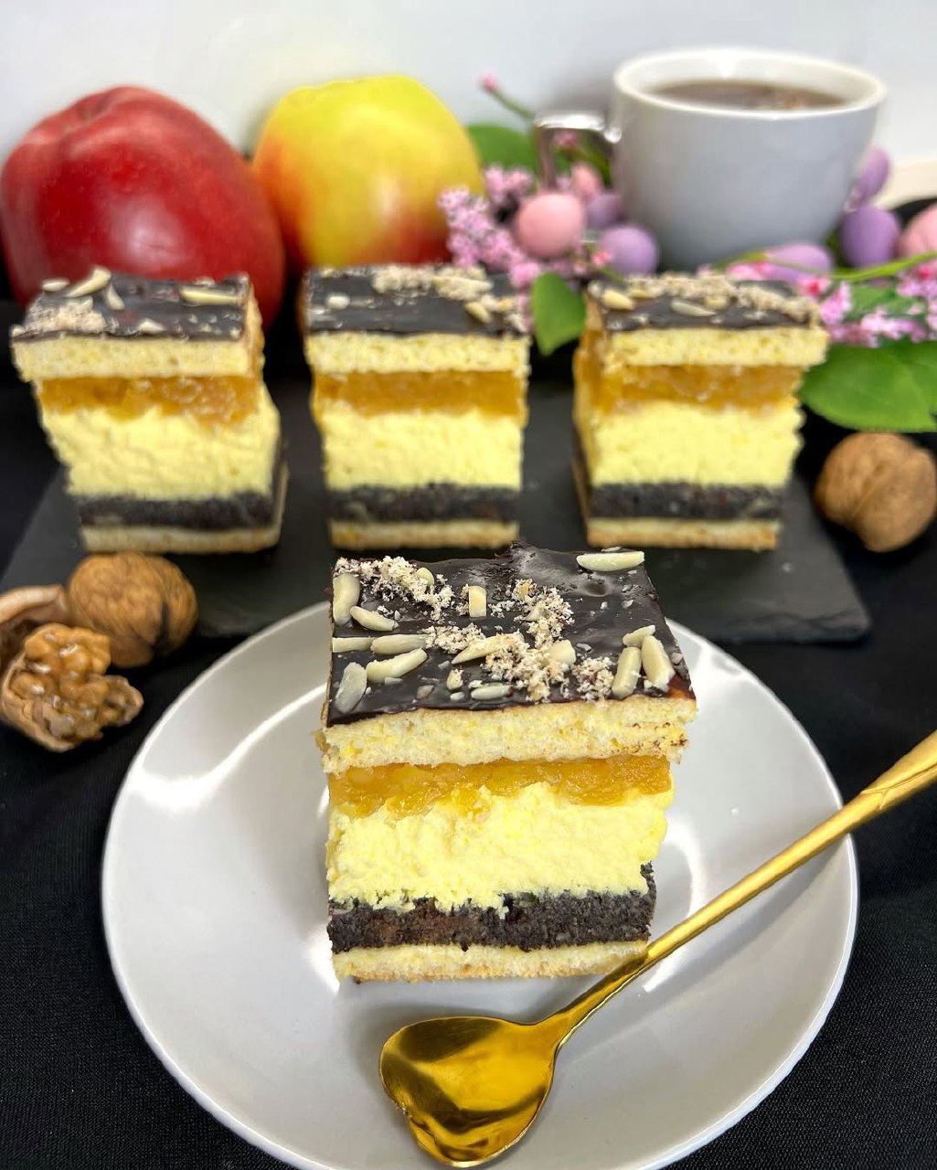 Цю смакоту я готую БЕЗ крему! Сирник з маком та яблуками - це так смачно, що на одному шматочку не зупинитись! 4 Цю смакоту я готую БЕЗ крему! Сирник з маком та яблуками - це так смачно, що на одному шматочку не зупинитись!