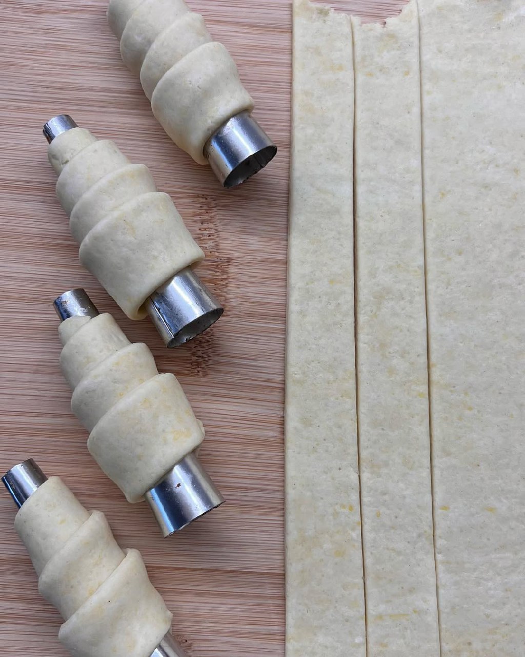 Рецепт цих трубочок повинен бути у кожної господині! Найсмачніші трубочки із заварним кремом!