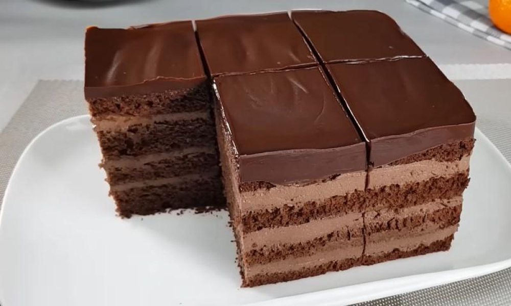 Простий і швидкий в приготуванні шоколадний торт 9 0c1de1016341452f56a781467bb3cf07