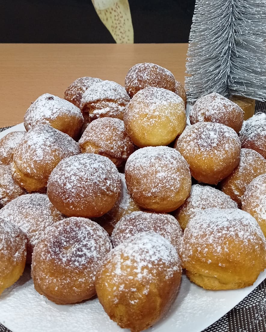 Готую "на швидку руку" до чаю! Неймовірно смачні сирні кульки за простим і вдалим рецептом