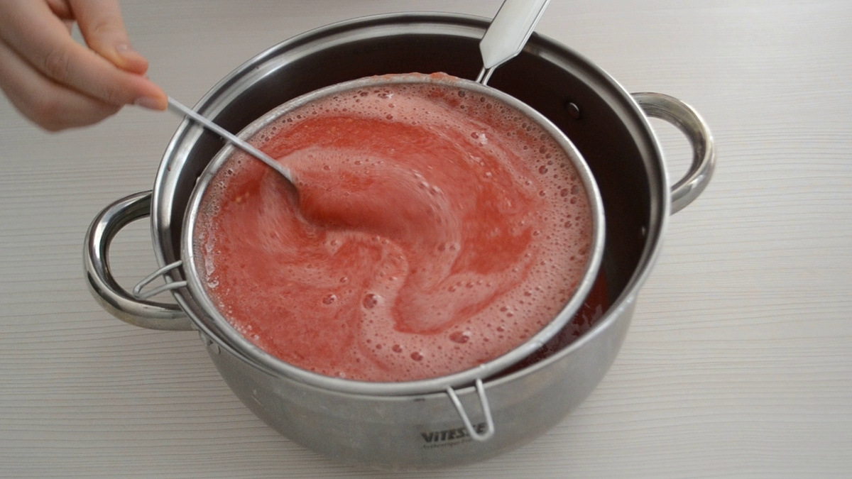 Густий томатний соус до макаронів на зиму: дуже смачний, корисний і ароматний, я впевнена, такий соус сподобається всім 17 6f0e530f7a6d451098be1fc49b2d881a