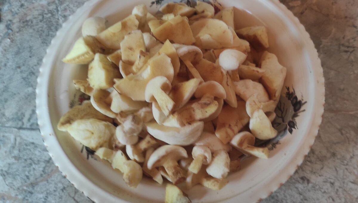 Таких ви напевно ще не пробували: мариновані маслюки за особливим рецептом, ділюсь покроково з фото 24 831d0324f83e3cdc7775508d2d42e2c3