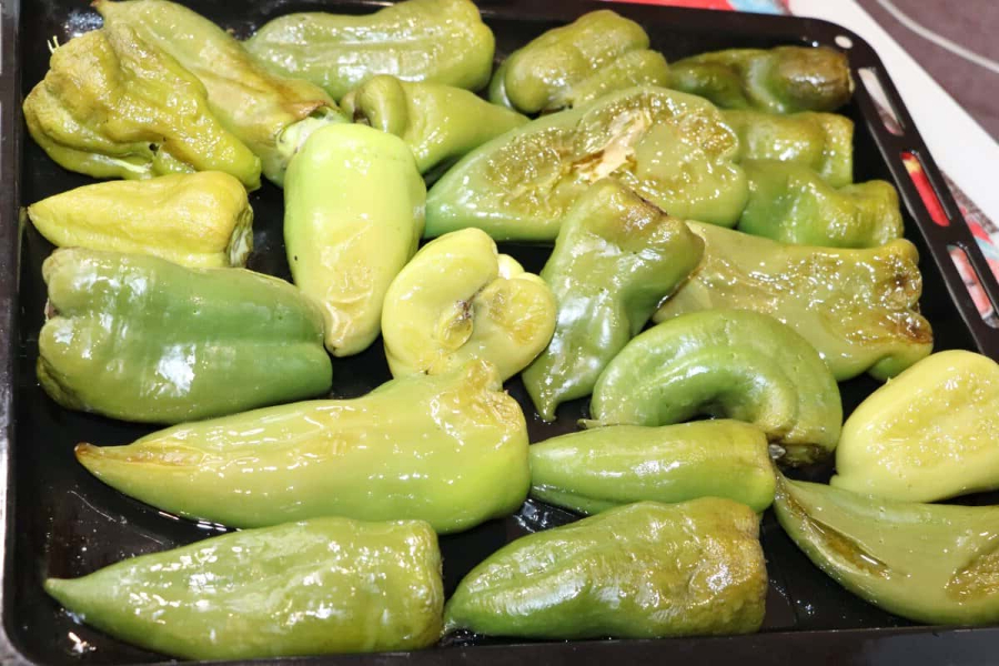 Пікантний запечений перець з часником на зиму: перевірений рецепт дуже смачної заготовки без стерилізації 14 cf6029ad65e5e16ff65a27c1a526f501