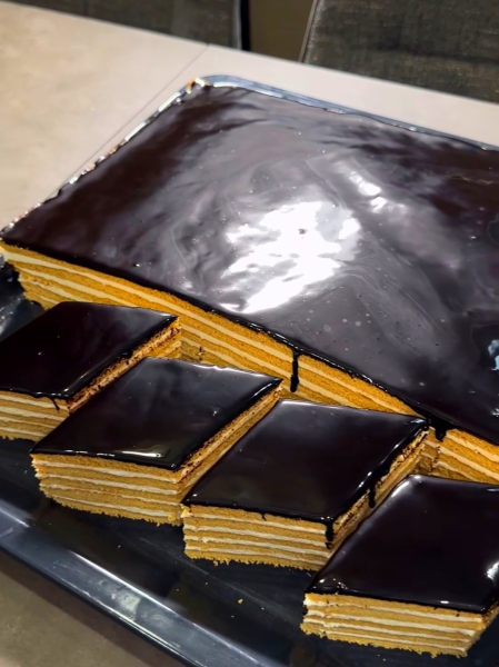 Забудьте про Медовик! Цей торт просто ТАНЕ в роті: "Пташине молоко" від вірменської господині! 5 a17890a0fd7487fff207dd97dd79002e