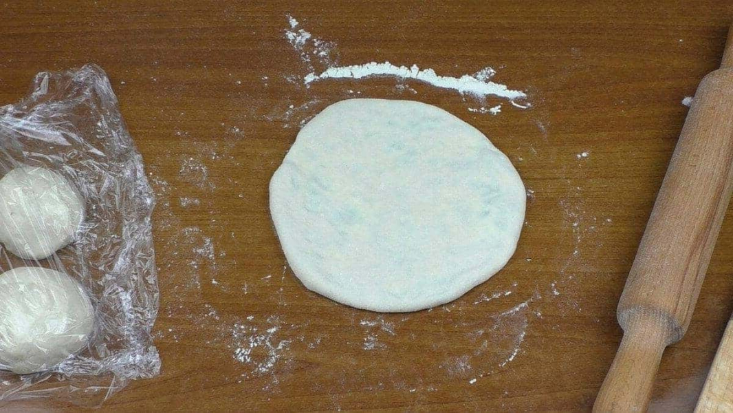 Замість хліба та пиріжків. Ситні сирні коржики, які готуються за лічені хвилини 25 1782a057519fa0f4a606504096103a77