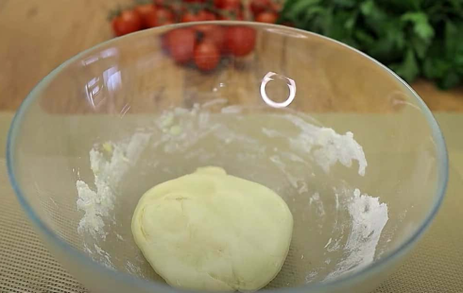 Смачніше за будь-яку піцу. Коржики з картоплею та тягучим сиром за 10 хвилин 15 9af4c5da66bb8567df776ad006ff3a38