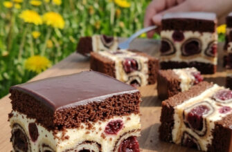 fb plyatsok chorna troyanda rozkishna vypichka vid myroslavy krutiy 17654