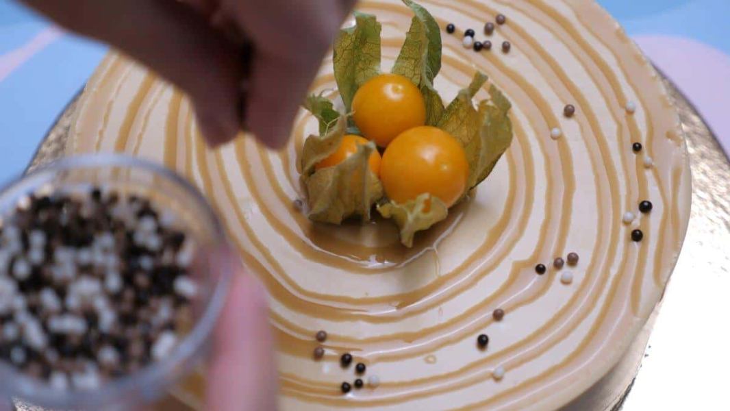 Десерт без випічки на швидку руку! Чізкейк зі смаком морозива крем-брюле. Смачно – пальчики оближеш! 40 2a60ca23a0a20389428cf424724d9958