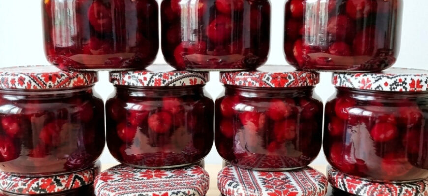 fb vyshneve varennya z kistochkoyu pokazuyu yak ya hotuyu prostu i smachnu zahotovku z vyshni z aromatom myhdalyu 23229