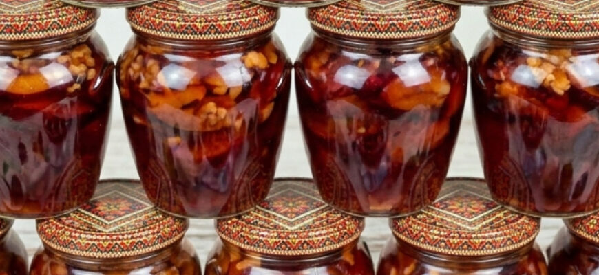 fb aromatne varennya zi slyv pryhotovane v duhovtsi tysyacha i odna nich osoblyva nasoloda 2366